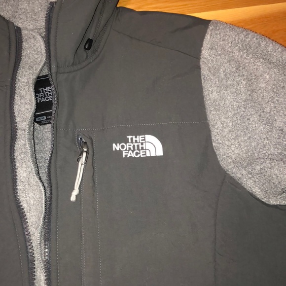 The North Face full zip jacket - Picture 2 of 4